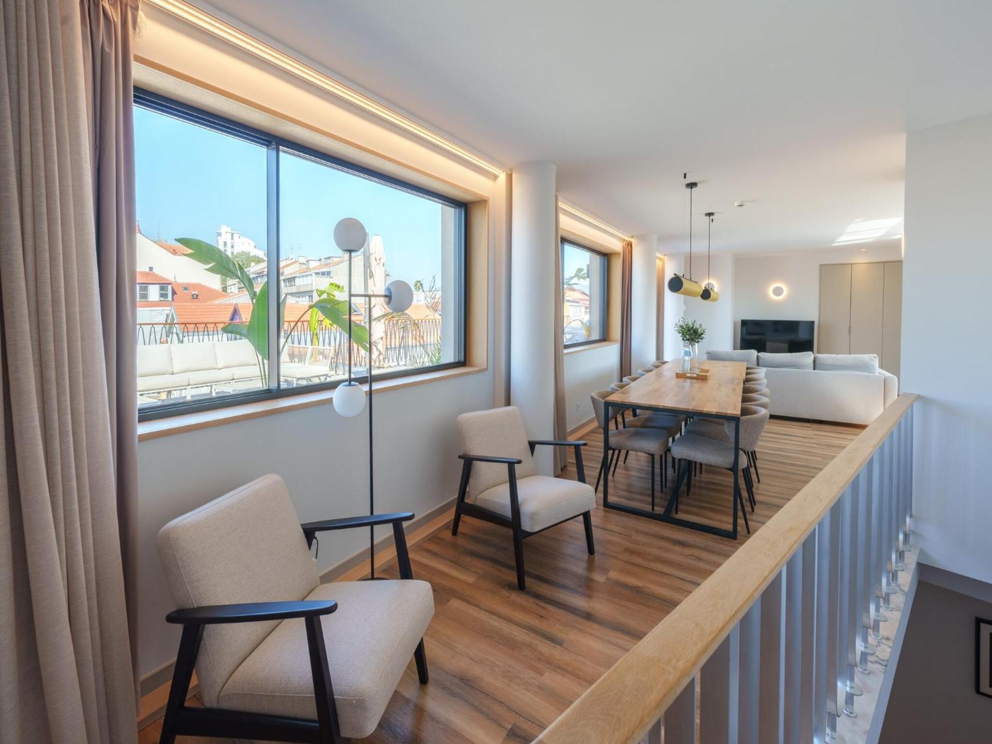 Stylish With Balcony Appartement